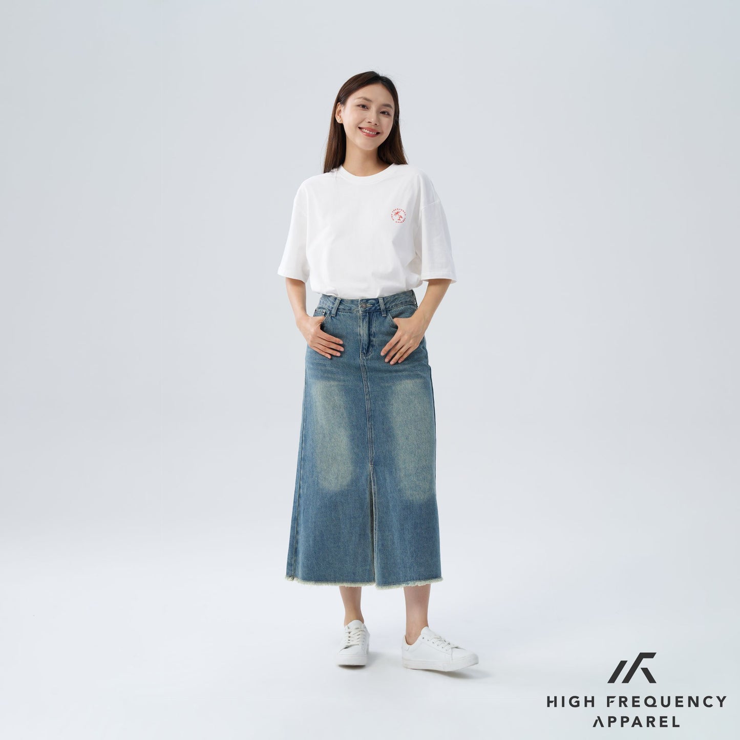 hfa women’s frayed mid-waisted maxi denim skirt with front slit