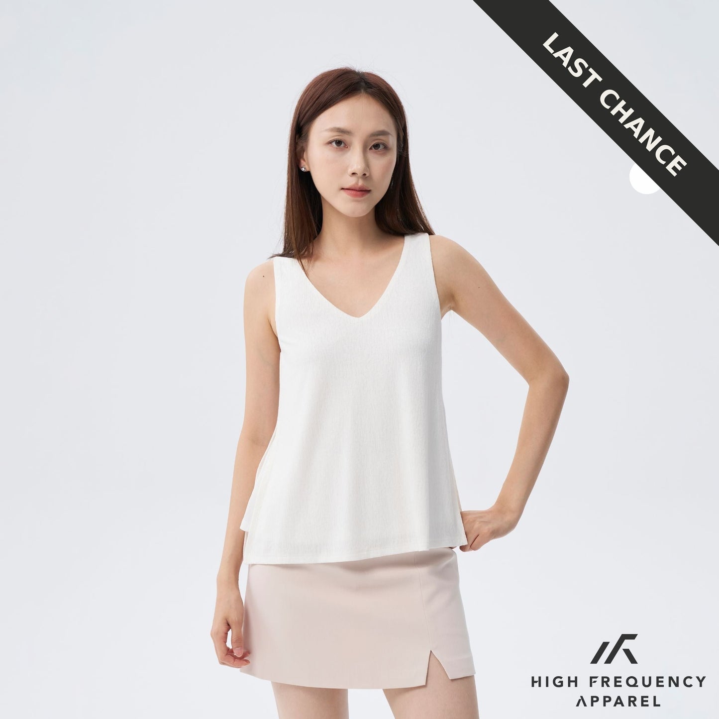 chiffon sleeveless v-neck top