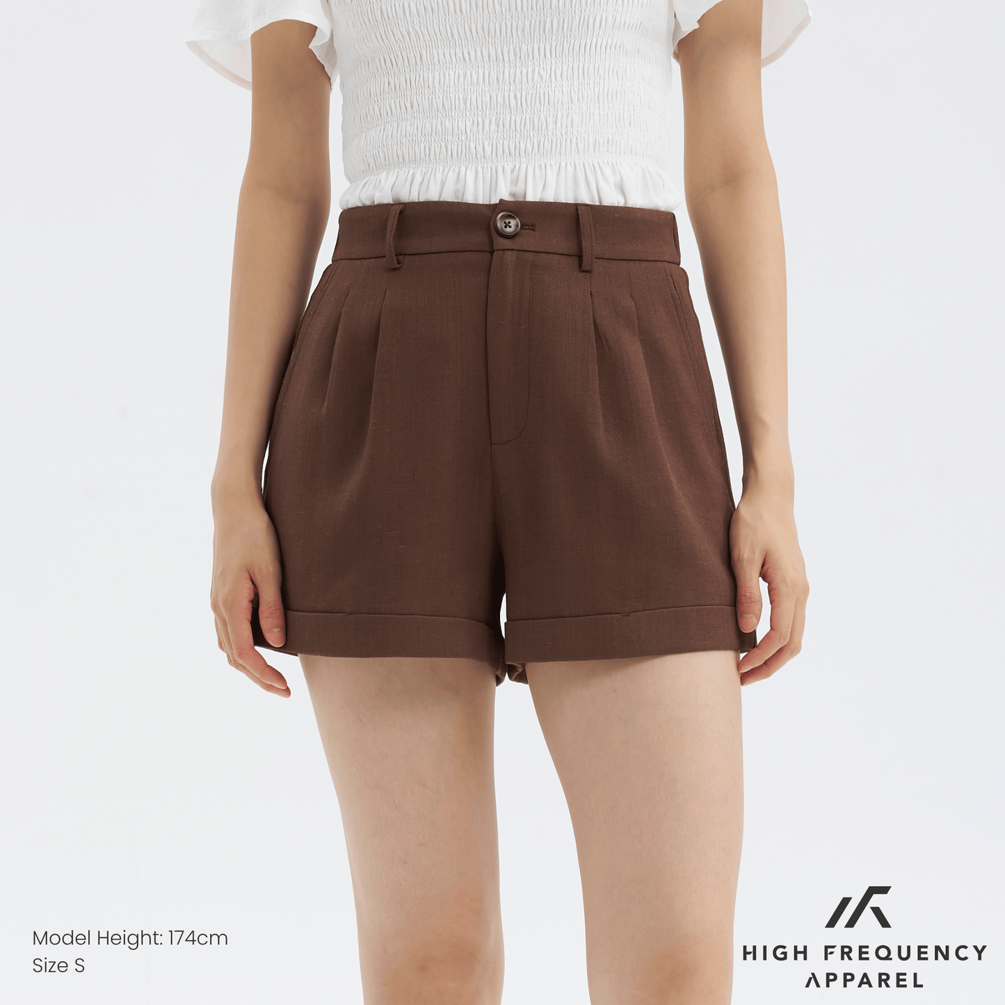 double pleated linen waistband shorts with cuffed hem