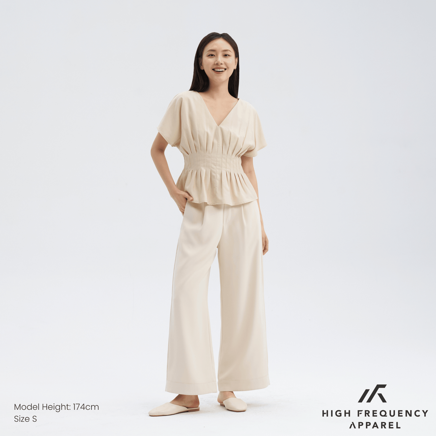 v-neck pintuck sleeved blouse