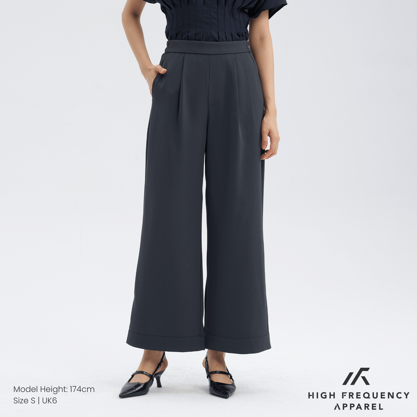 pleated straight wide elastic-waist trousers
