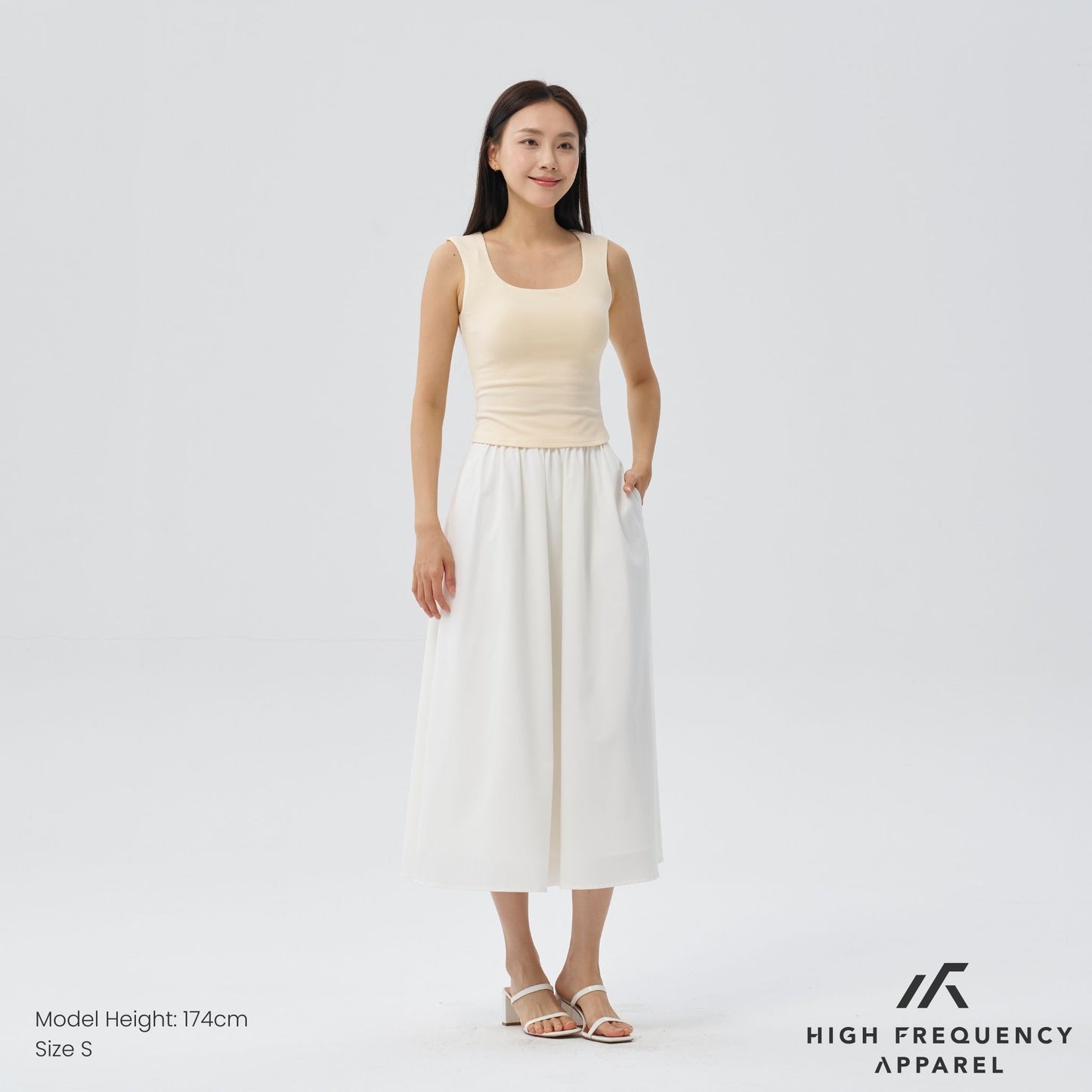 soft stretch square neck sleeveless padded top