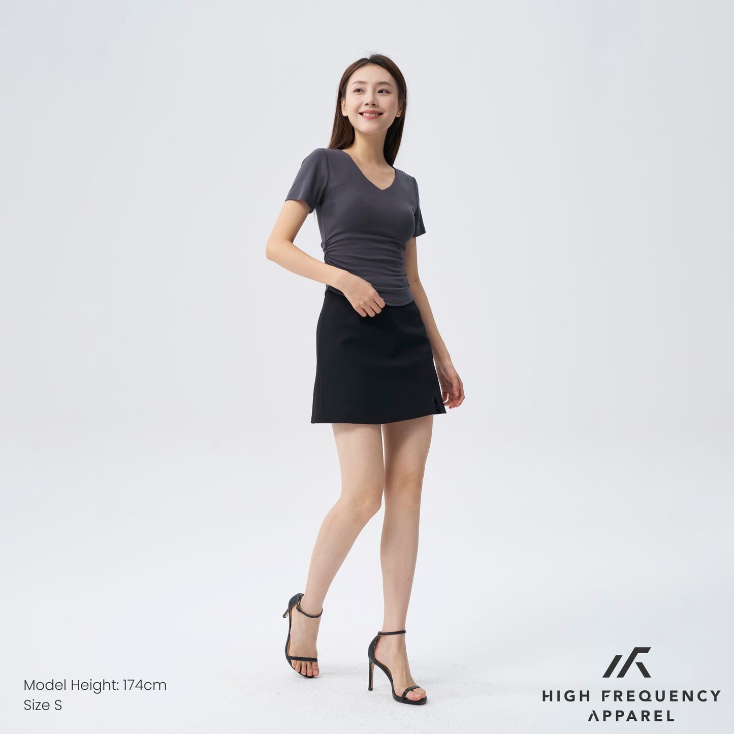 soft stretch v-neck padded ruched tee