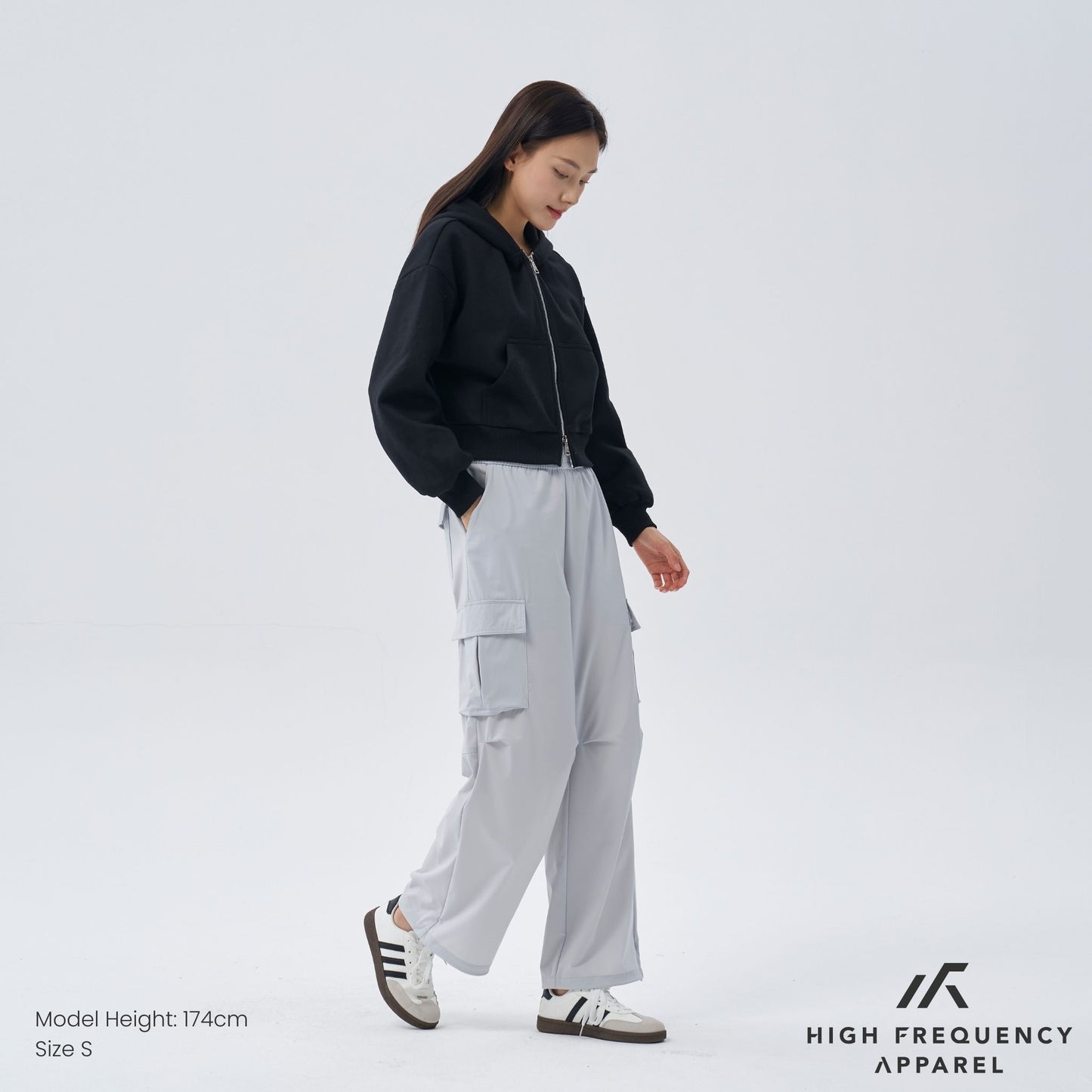 wide straight cargo pants