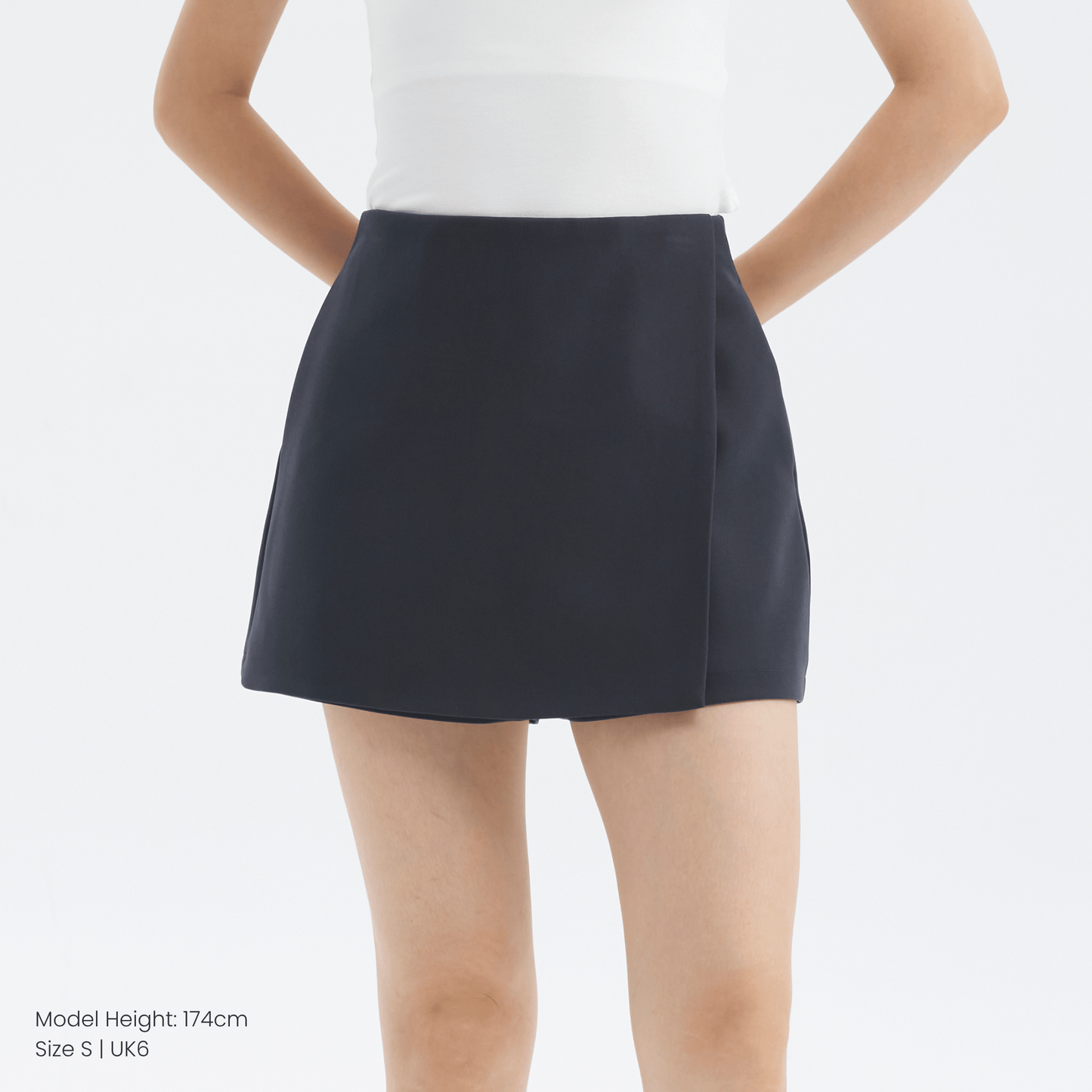 clean cut waistband flap skorts with pocket