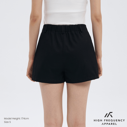 Structured Panel Pocket Shorts With Waistband