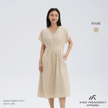 V-Neck Pintuck Sleeved Midaxi Dress