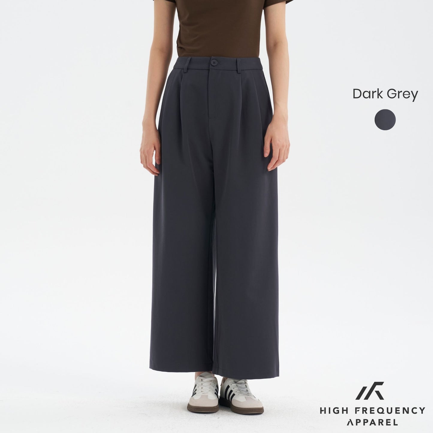 crease-free double pleated trousers