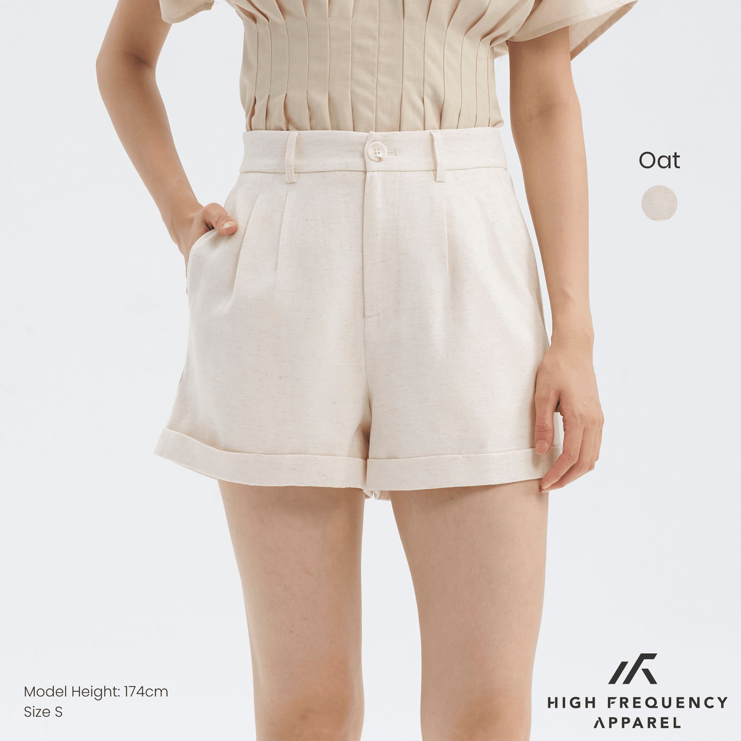 double pleated linen waistband shorts with cuffed hem